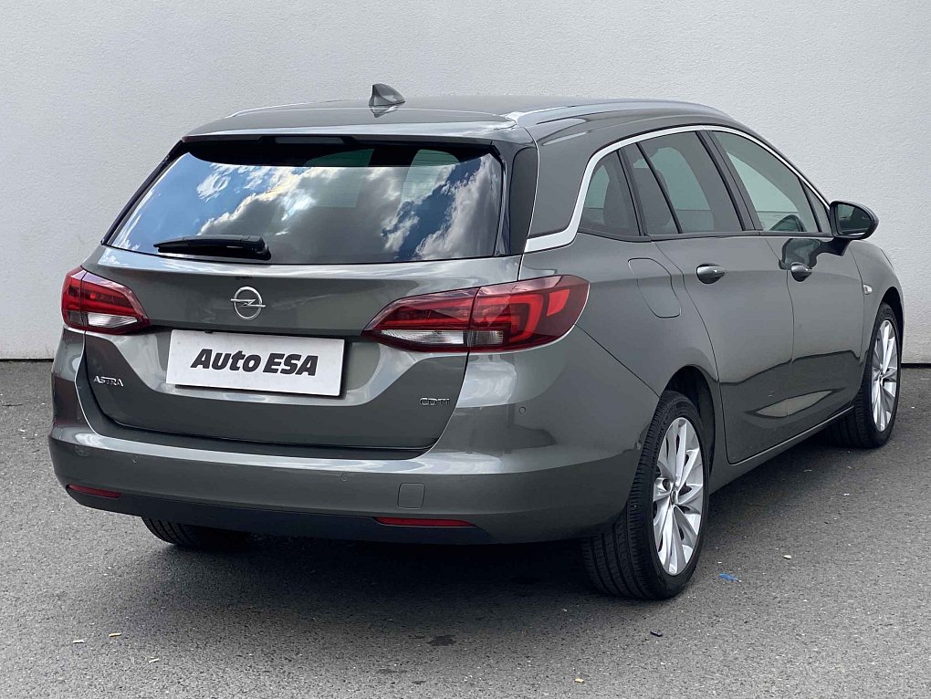 Opel Astra 1.6 CDTi Innovation