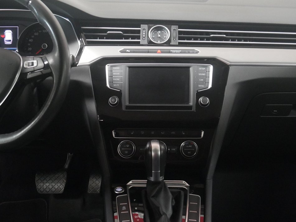 Volkswagen Passat 2.0 TDi Highline