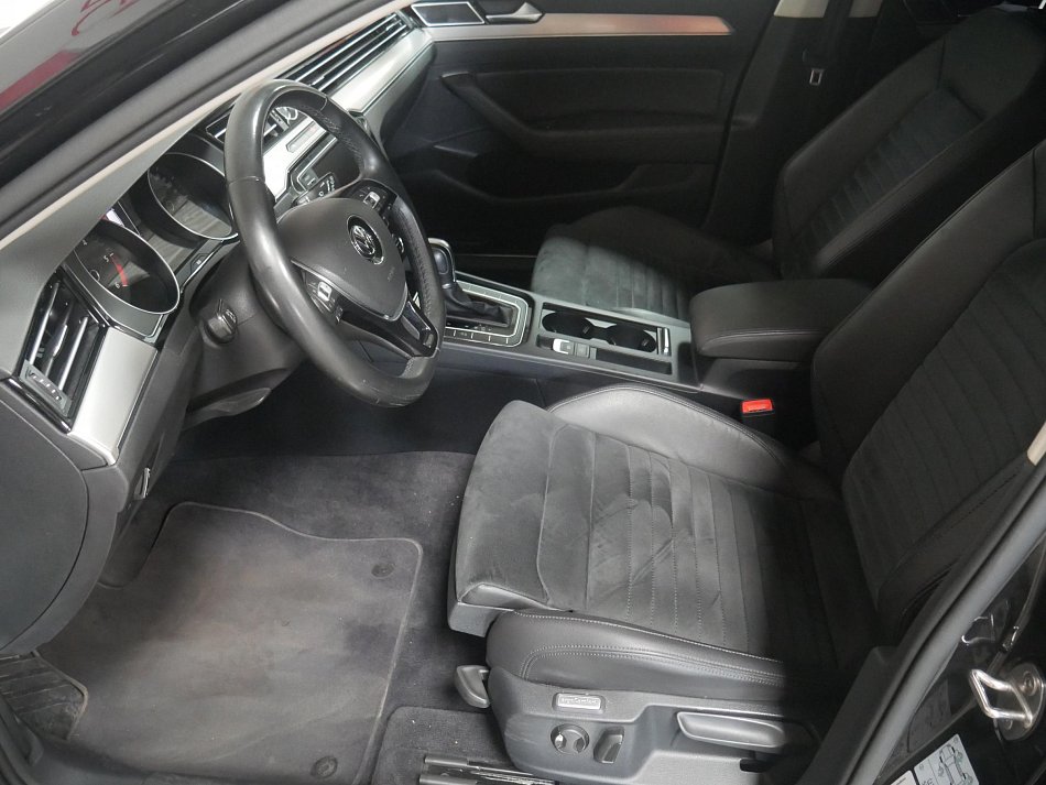 Volkswagen Passat 2.0 TDi Highline
