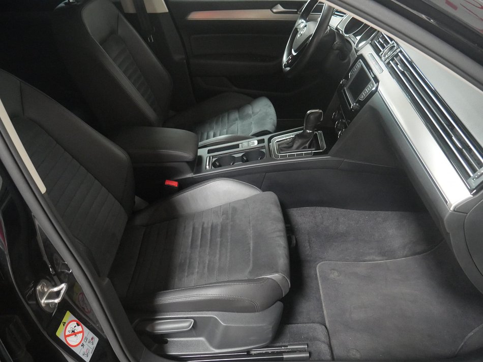 Volkswagen Passat 2.0 TDi Highline
