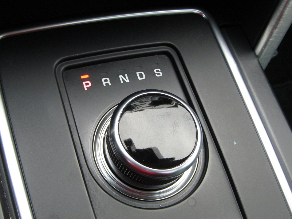 Land Rover Discovery Sport 2.0 TD4  AWD SE