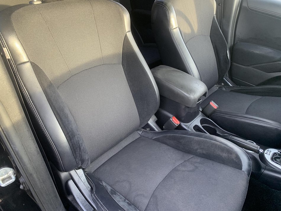 Citroën C-Crosser 2.2HDi  4x4