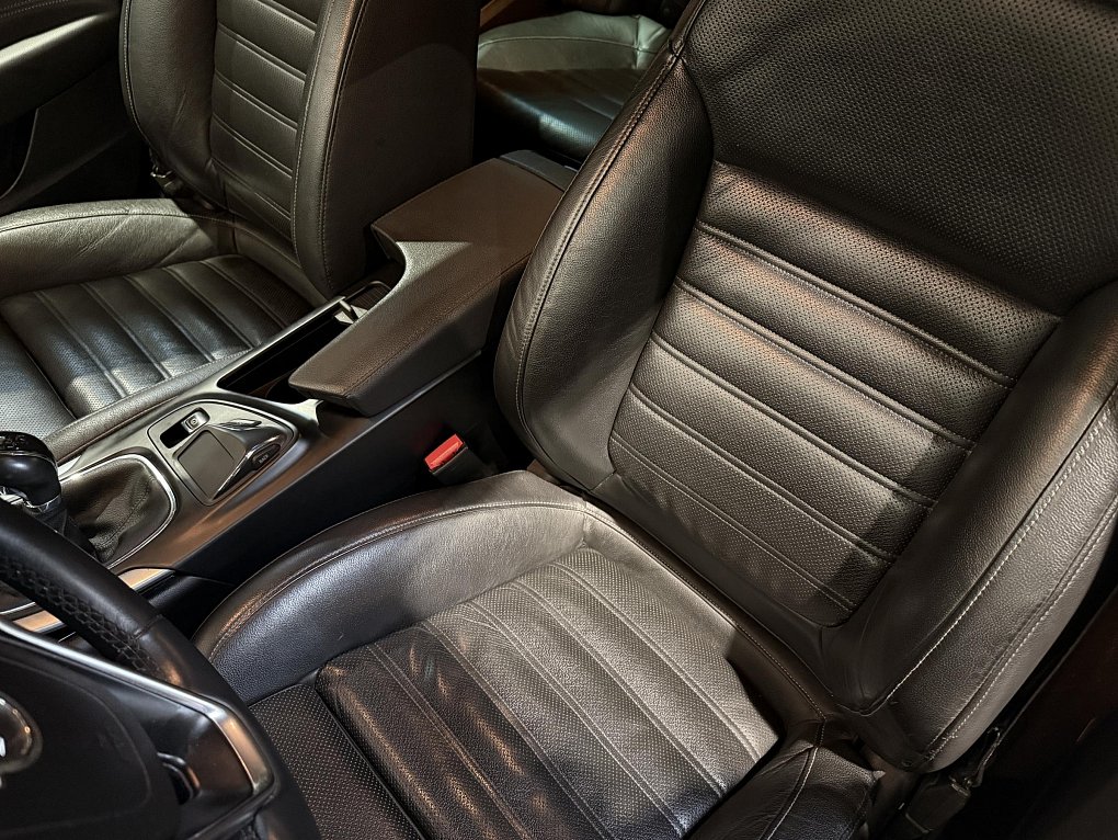 Opel Insignia 2.0CDTi  Sport