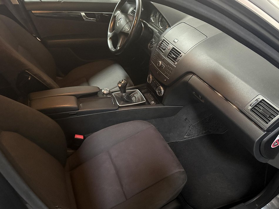Mercedes-Benz Třída C 2.2 CDI  C 220