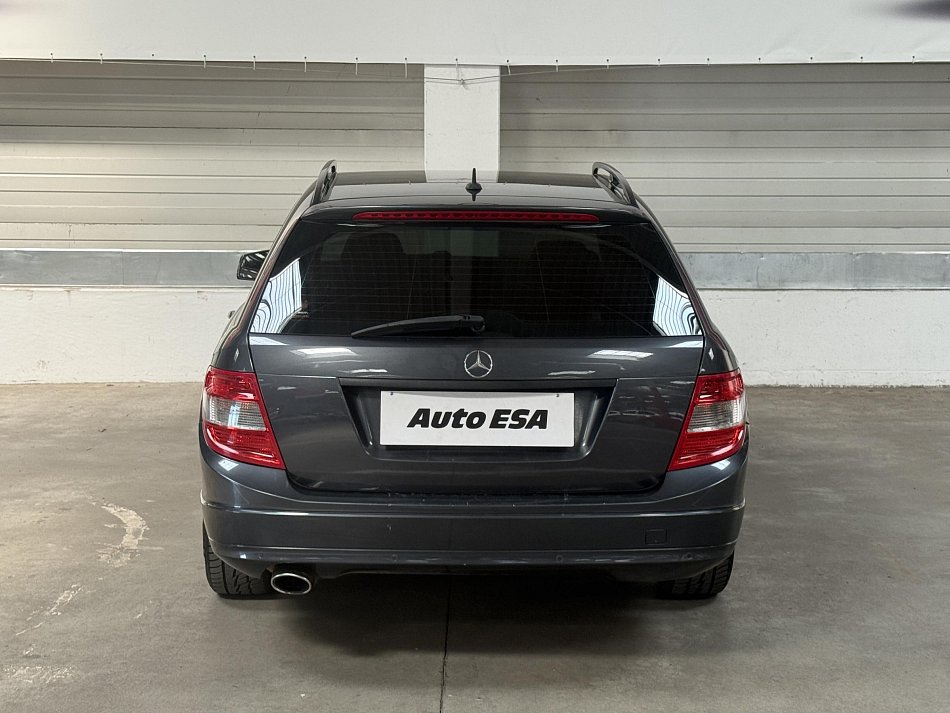 Mercedes-Benz Třída C 2.2 CDI  C 220