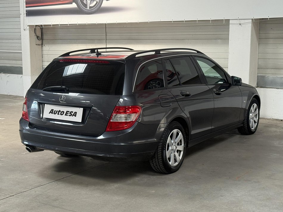 Mercedes-Benz Třída C 2.2 CDI  C 220
