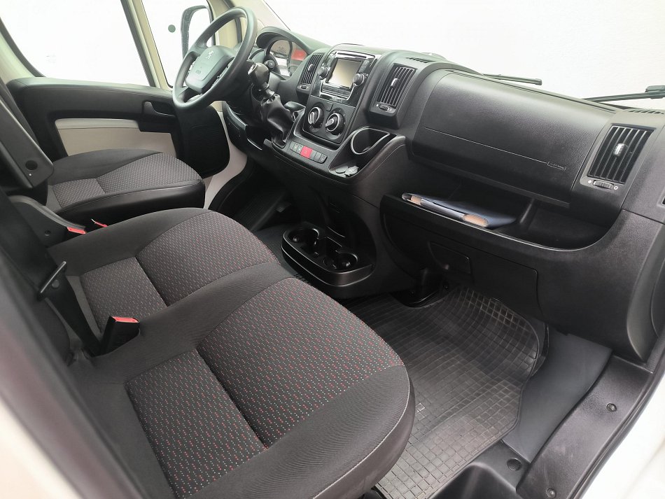 Peugeot Boxer 2.0HDi  L3H2