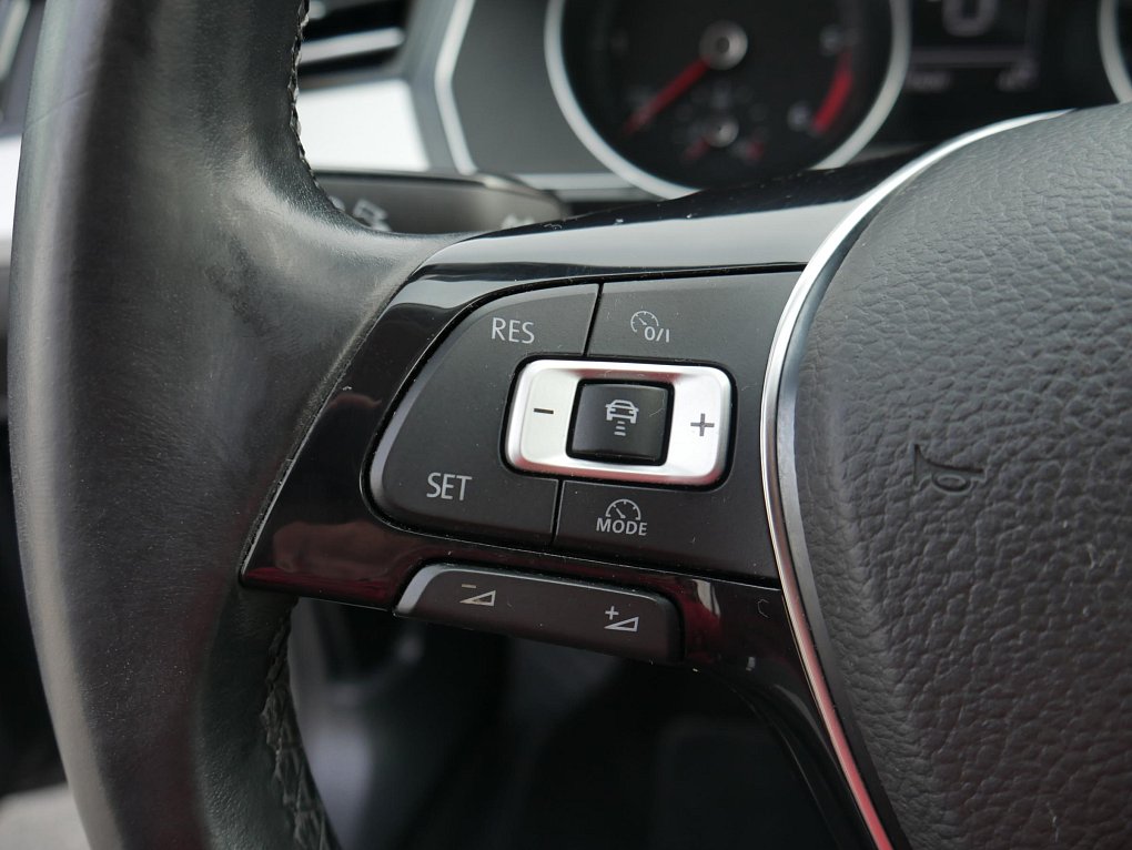 Volkswagen Passat 2.0TDi 