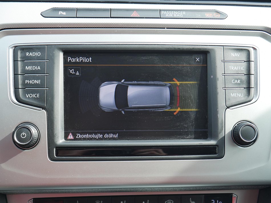 Volkswagen Passat 2.0TDi 