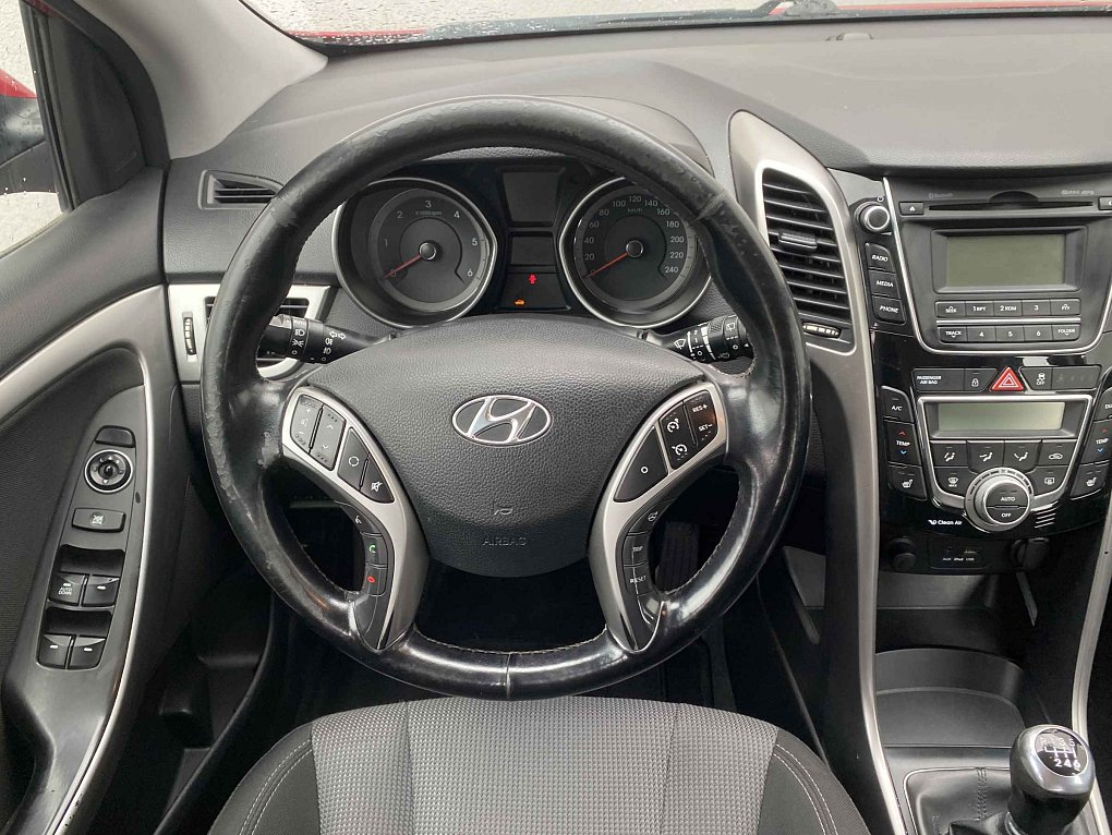Hyundai I30 1.6 CRDI 