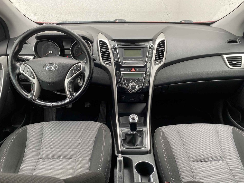 Hyundai I30 1.6 CRDI 