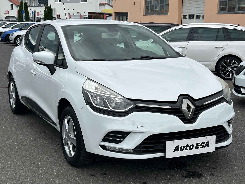 Renault Clio 1.2i 