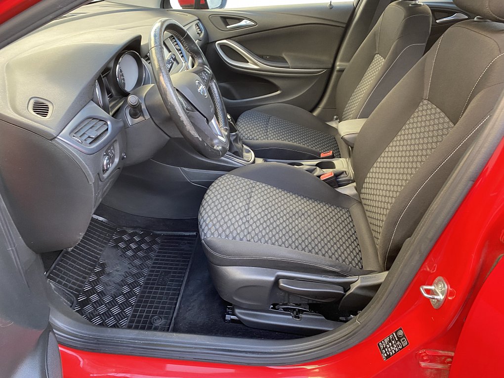 Opel Astra 1.4T 