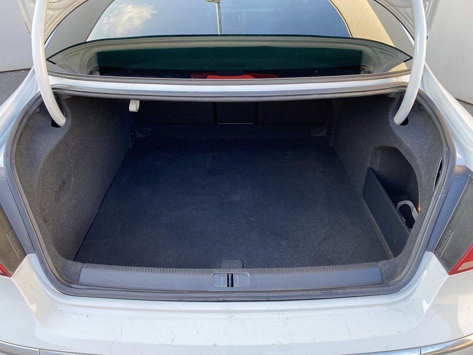 Volkswagen CC 2.0 TDI 