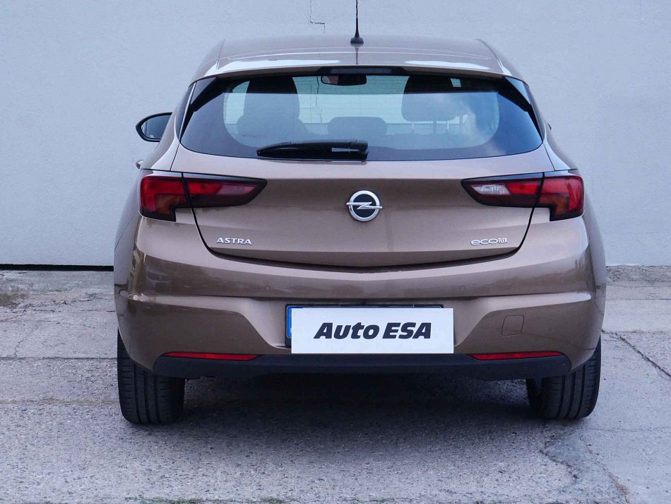 Opel Astra 1.0 Turbo 