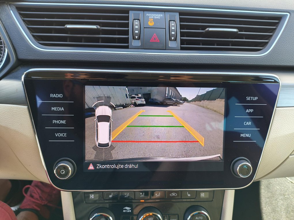 Škoda Superb III 2.0 TDi Style