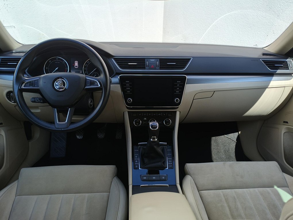 Škoda Superb III 2.0 TDi Style