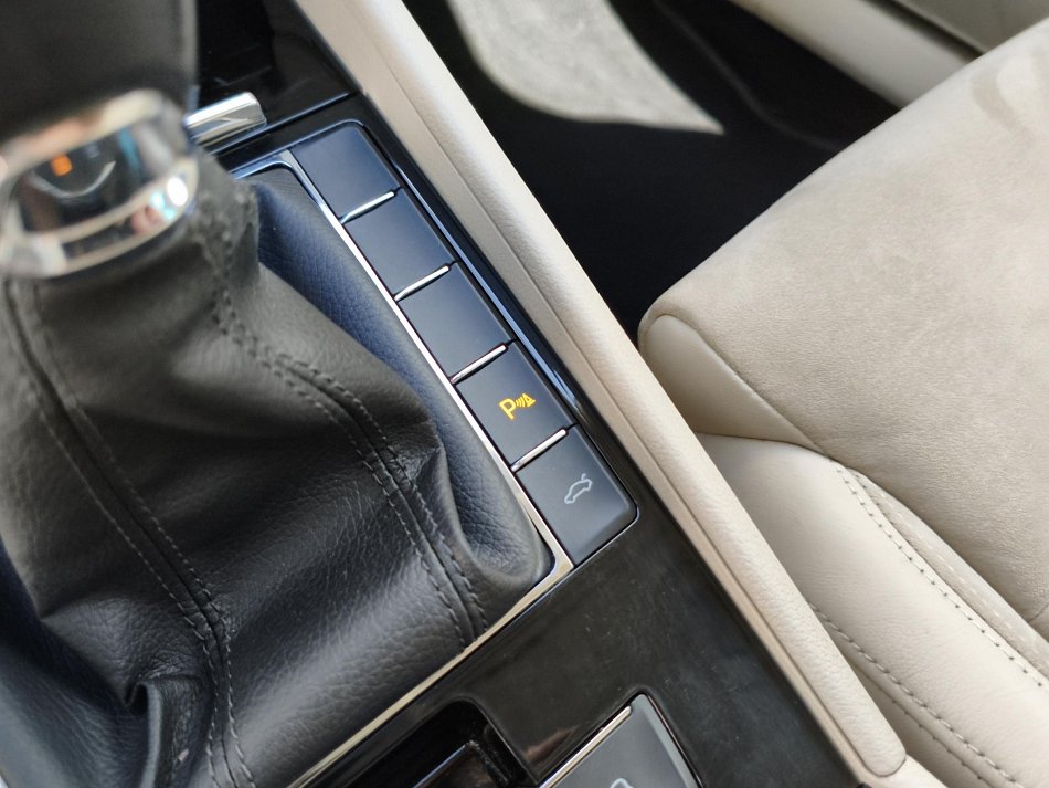 Škoda Superb III 2.0 TDi Style