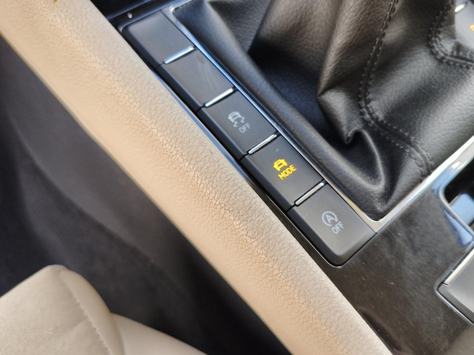 Škoda Superb III 2.0 TDi Style