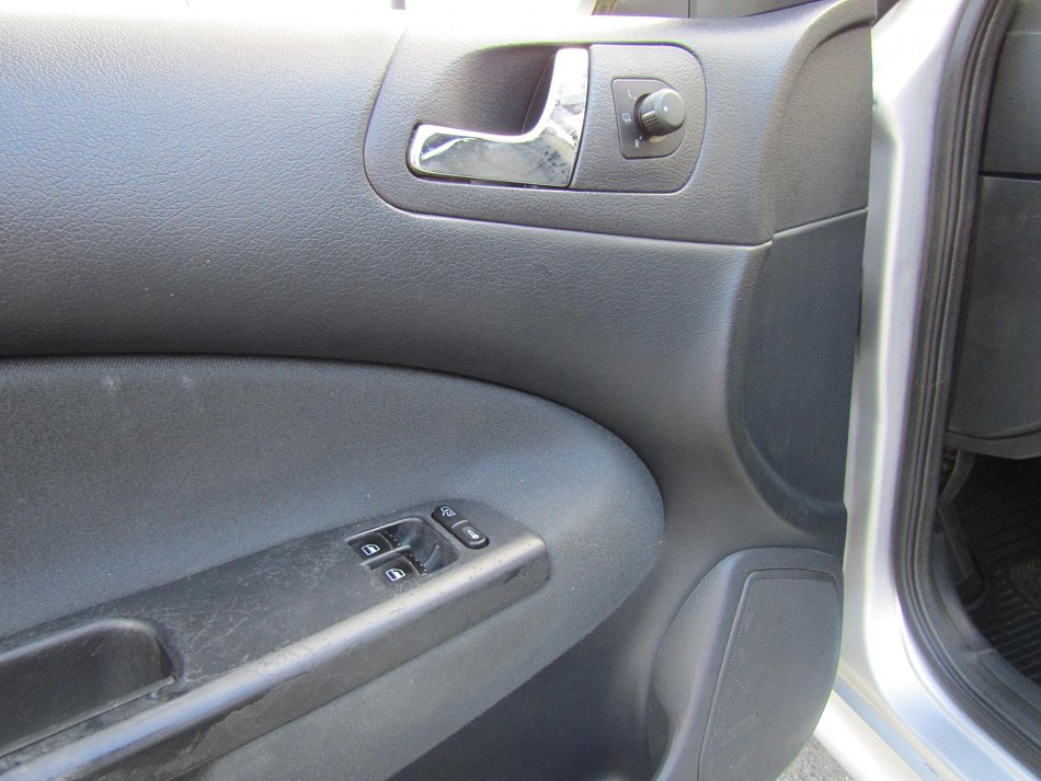 Škoda Octavia 1.6 MPi 