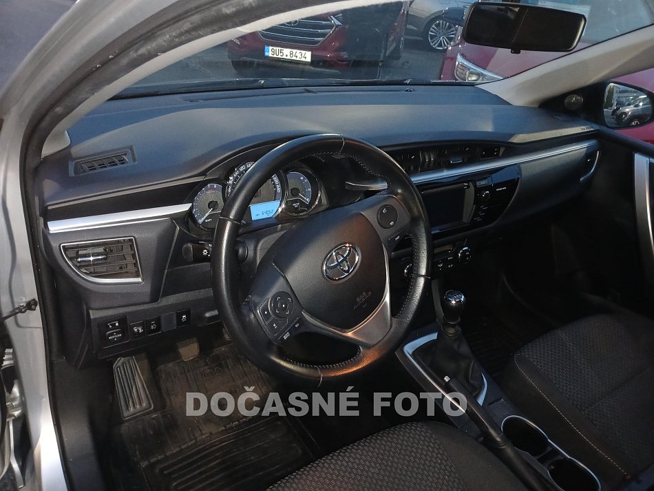 Toyota Corolla 1.6i 