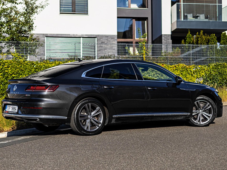 Volkswagen Arteon 2.0 TSi R-Line 4x4