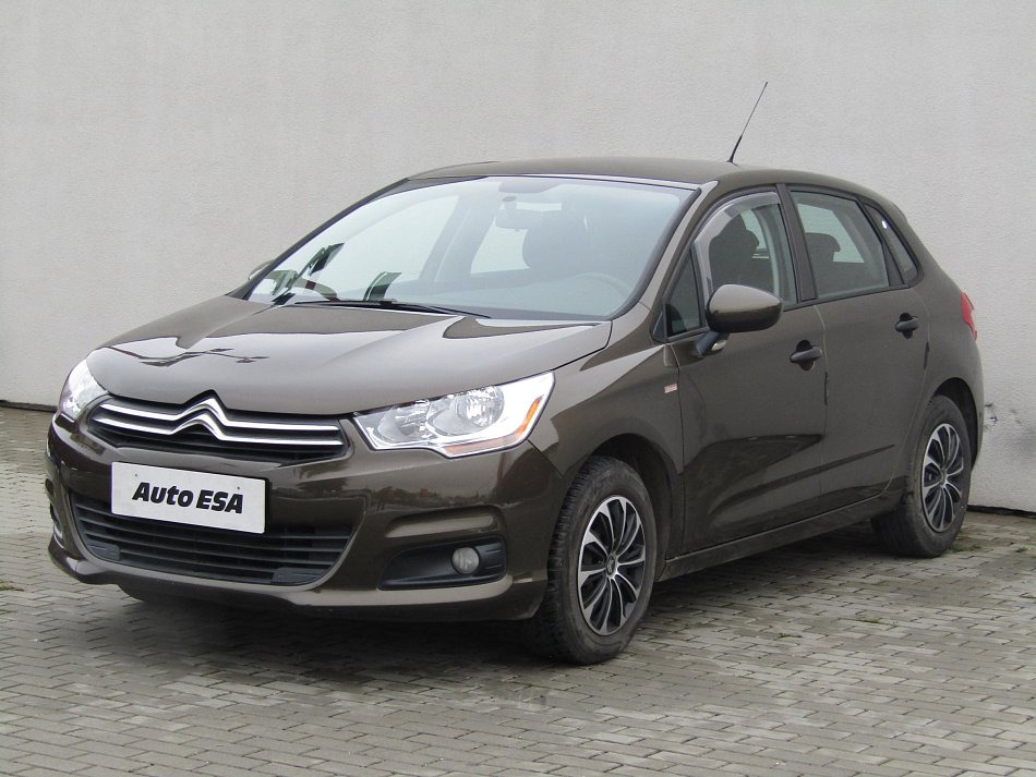 Citroën C4 1.4i 
