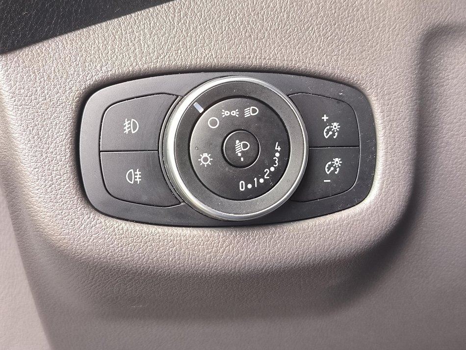 Ford Tourneo Connect 1.5TDCi Trend MAXi 7míst