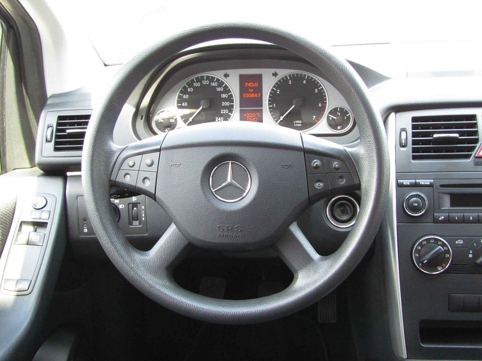 Mercedes-Benz Třída B 1.5 i 