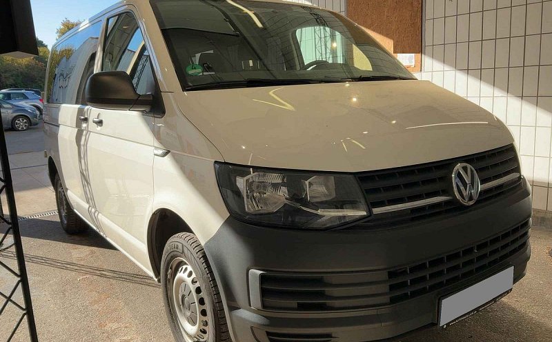 Volkswagen Transporter 2.0TDi  8míst T6