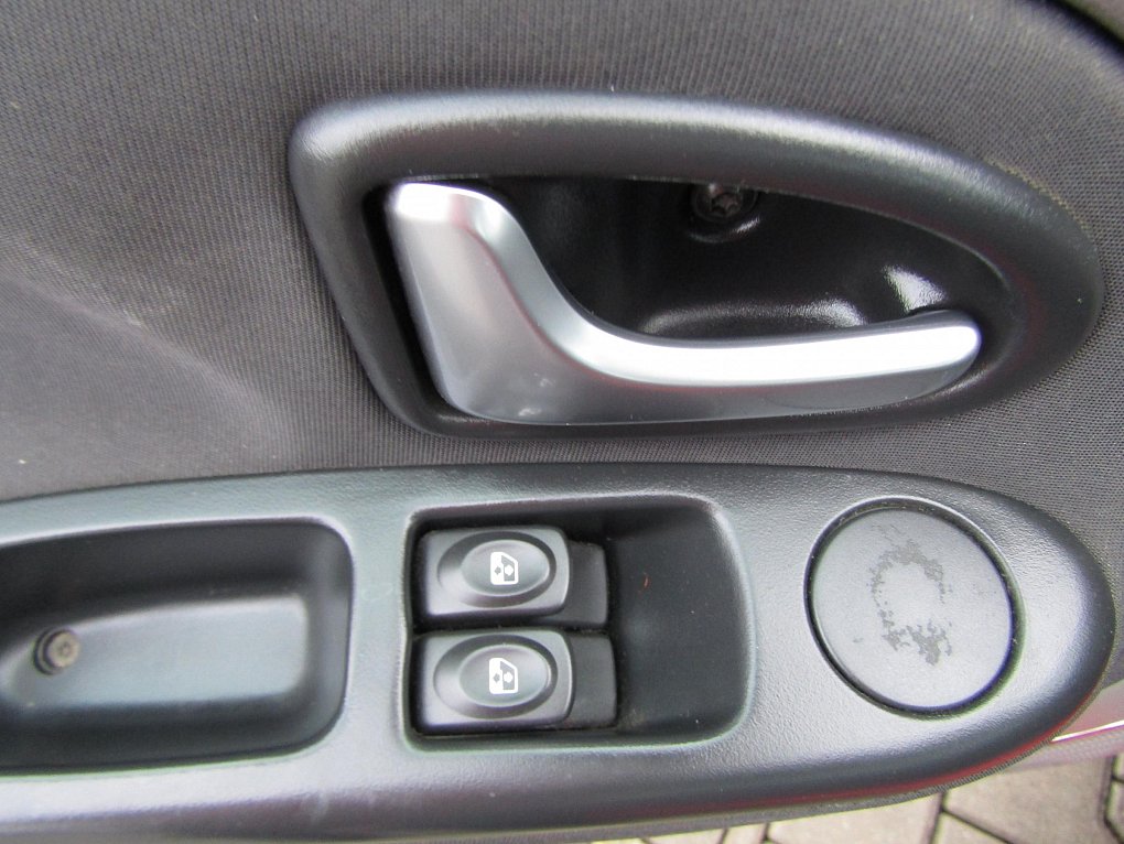 Renault Thalia 1.2 i 