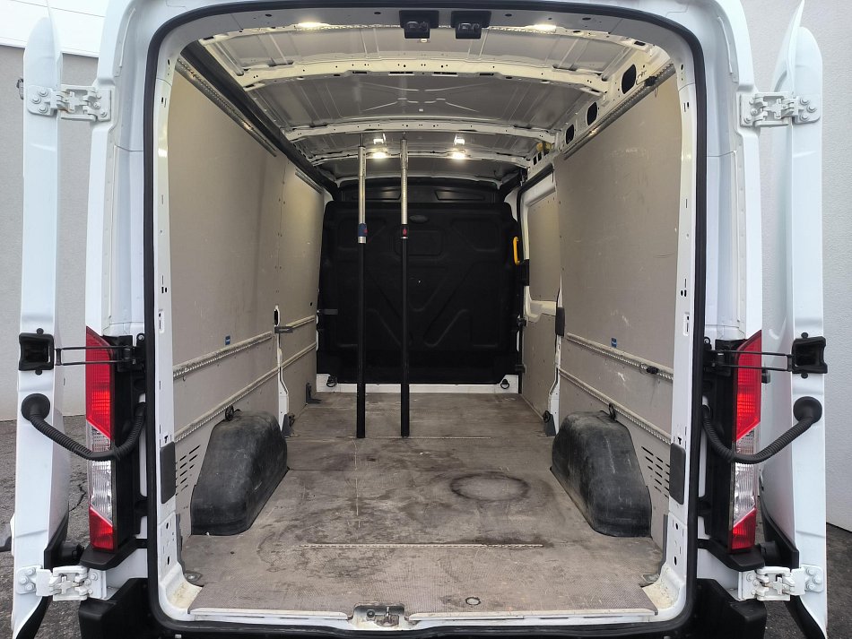 Ford Transit 2.0TDCi Trend L3H2