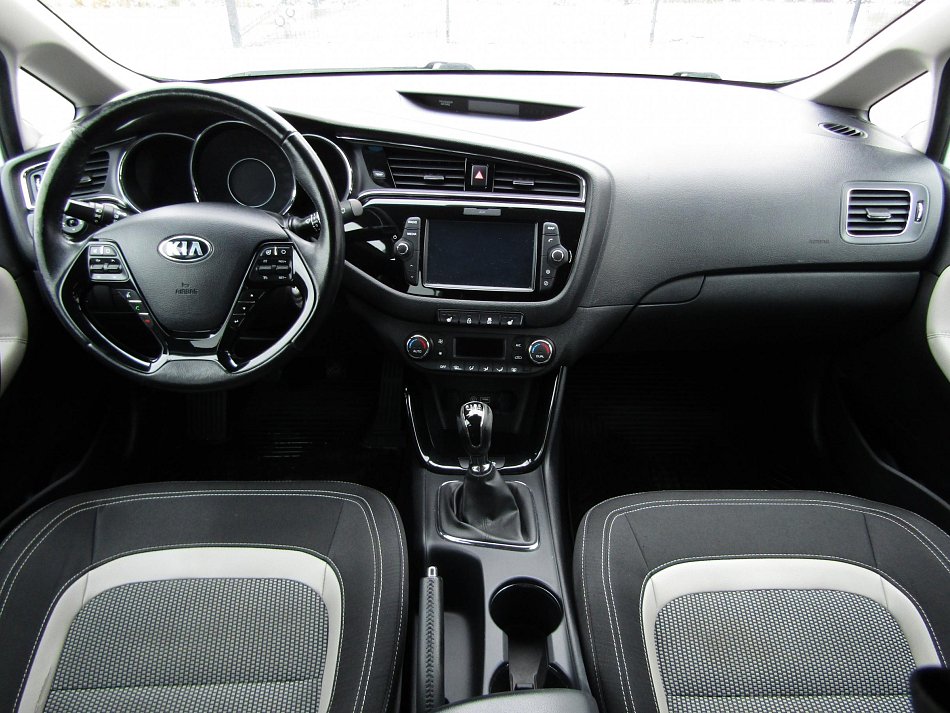 Kia Ceed 1.6 GDi 