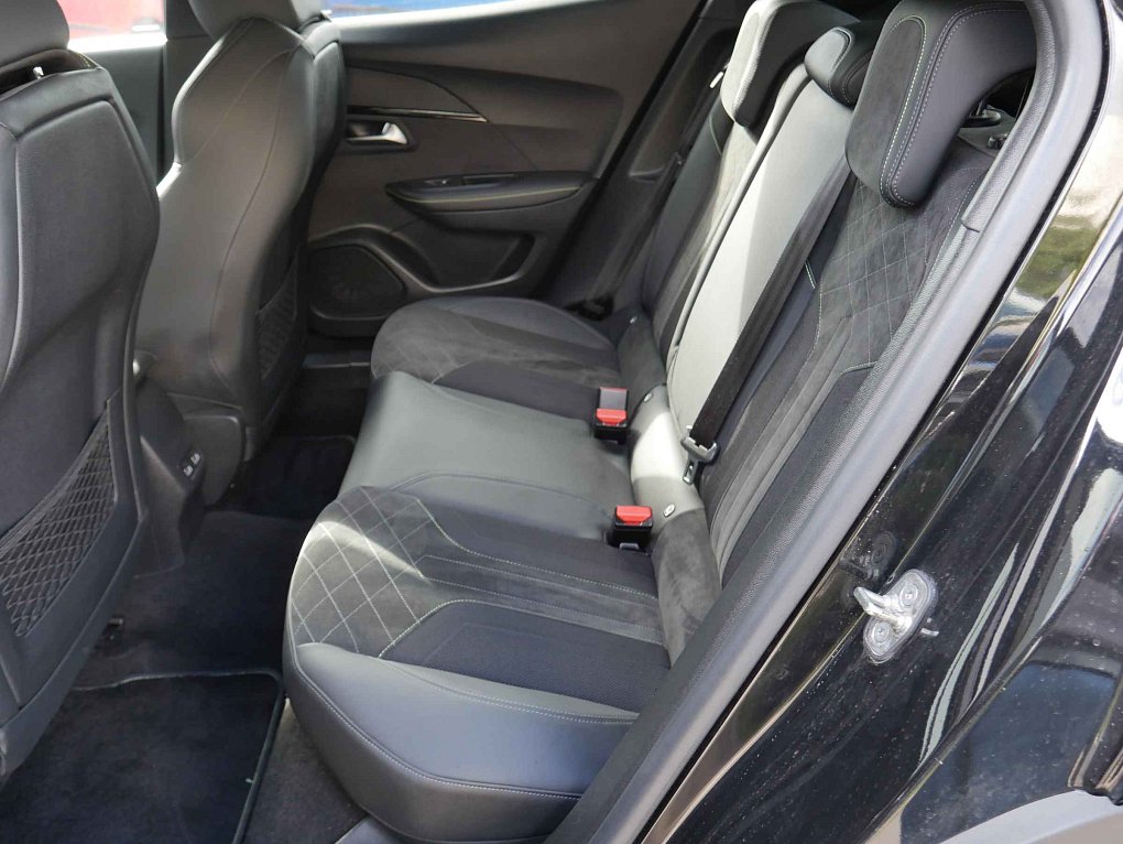 Peugeot 2008 1.2 PT GT
