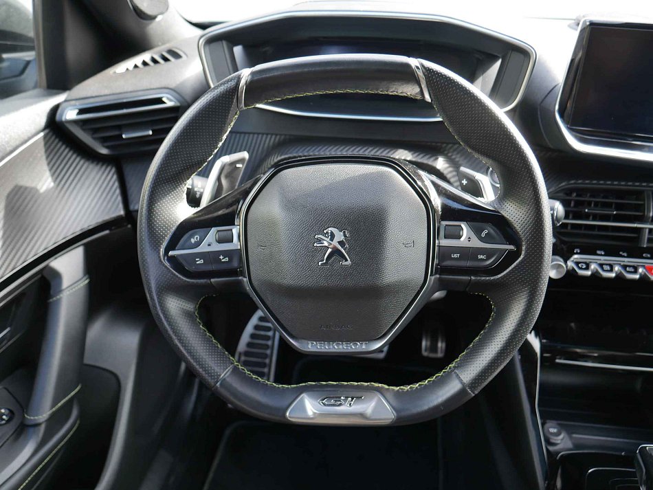 Peugeot 2008 1.2 PT GT