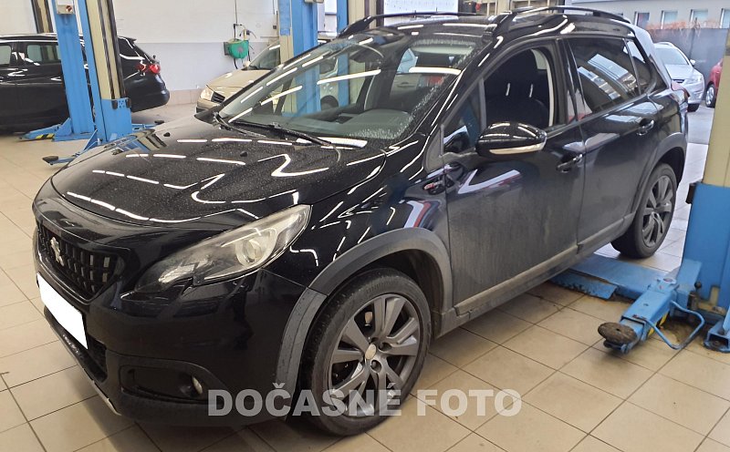 Peugeot 2008 1.2PT