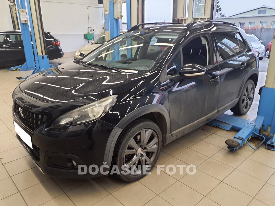 Peugeot 2008 1.2PT 