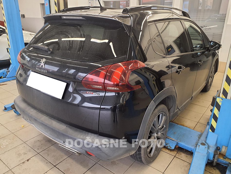Peugeot 2008 1.2PT 