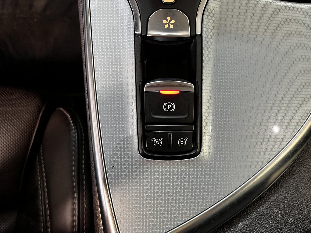 Renault Espace 1.6 dCi Initiale Paris