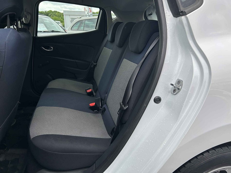 Renault Clio 1.2i 
