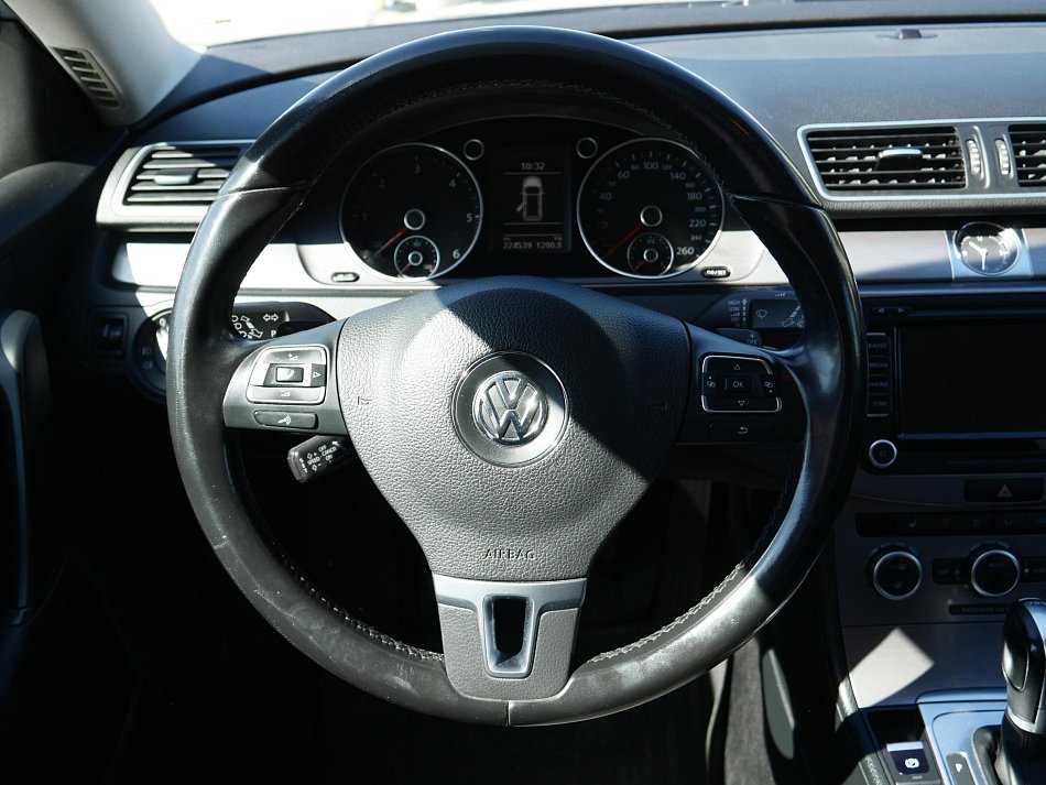 Volkswagen Passat 2.0 TDi 