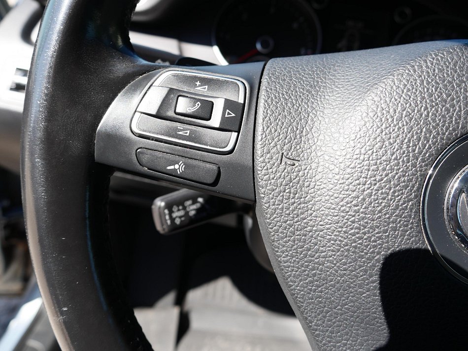 Volkswagen Passat 2.0 TDi 
