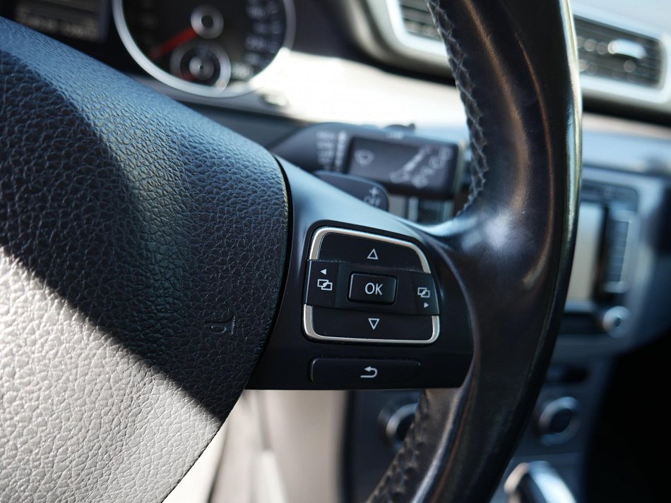 Volkswagen Passat 2.0 TDi 