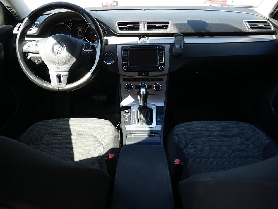 Volkswagen Passat 2.0 TDi 
