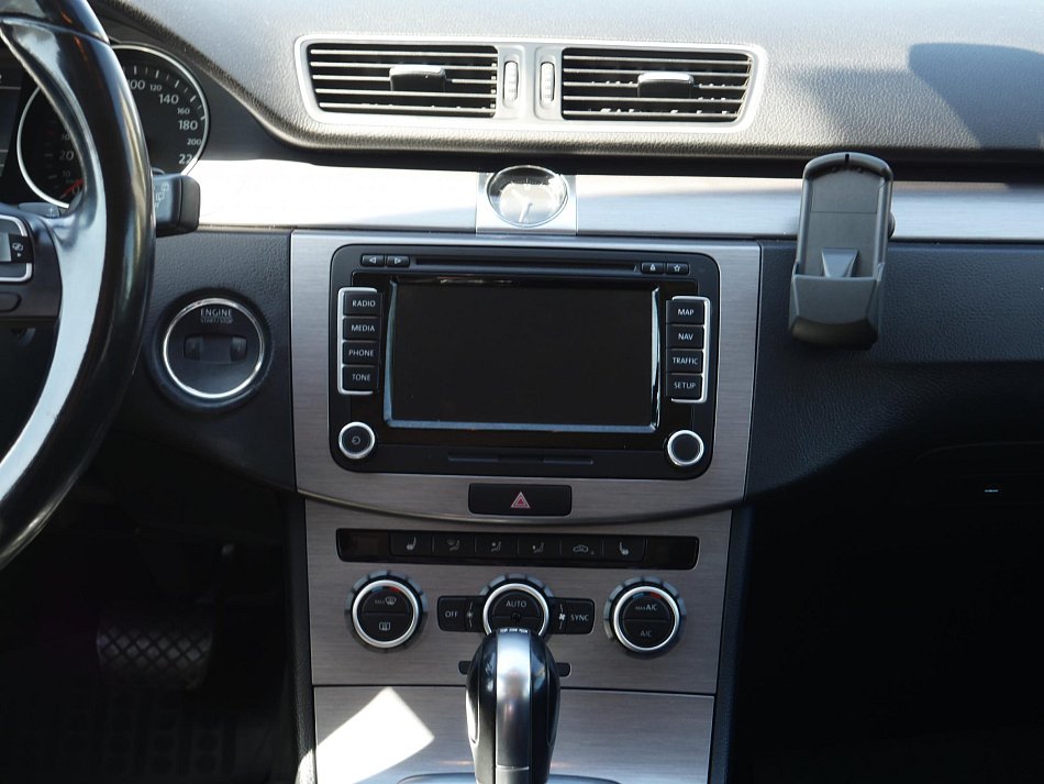 Volkswagen Passat 2.0 TDi 