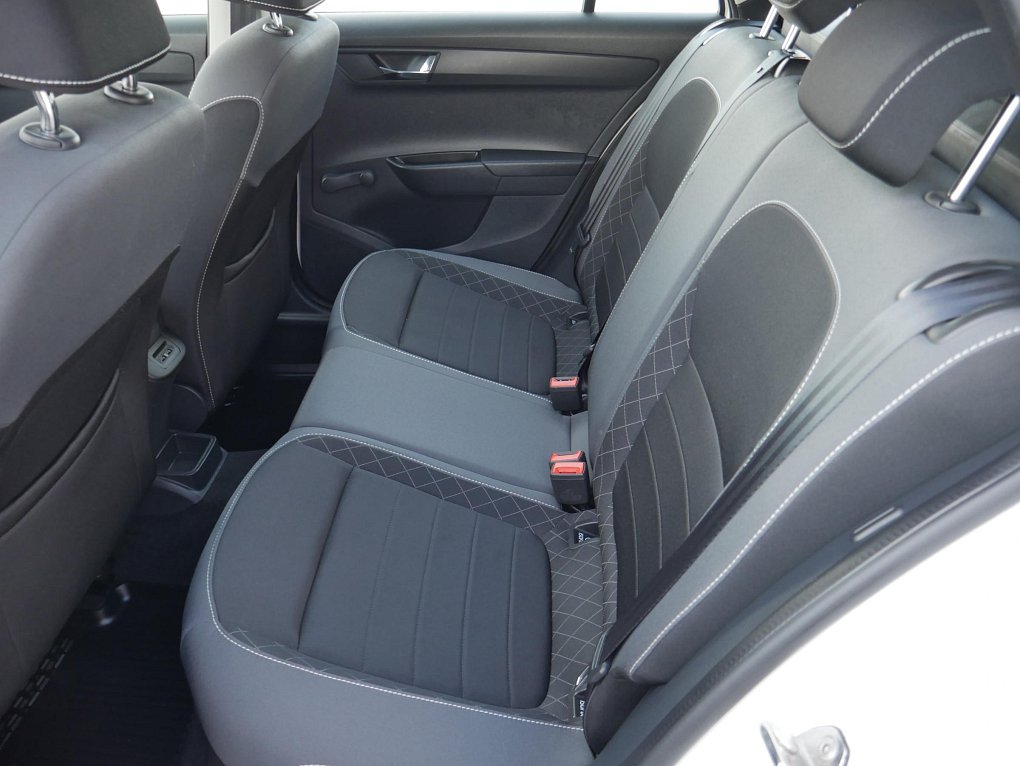 Škoda Fabia III 1.0 TSI Ambition