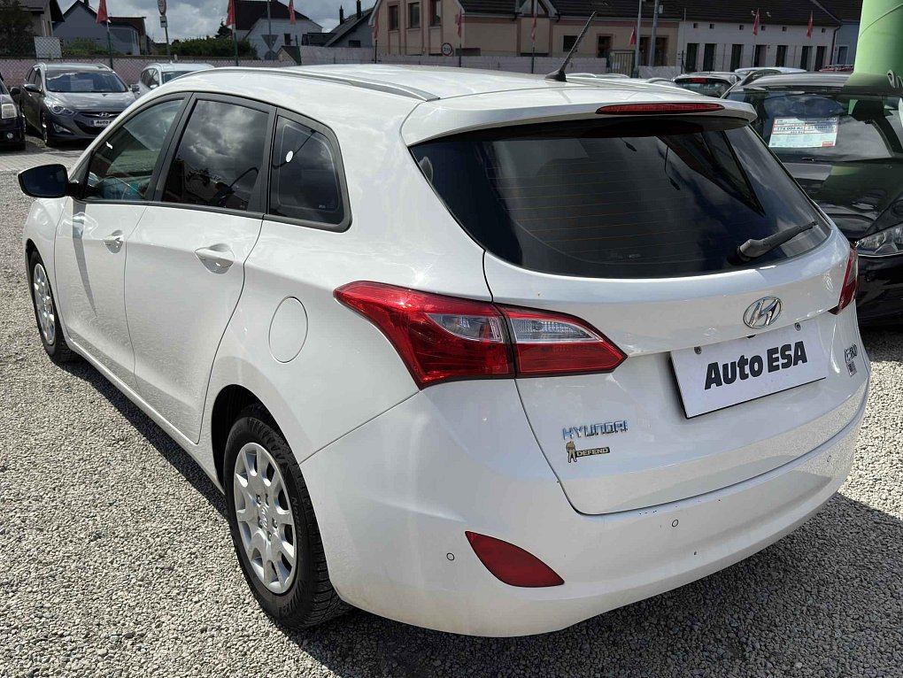 Hyundai I30 1.6i 