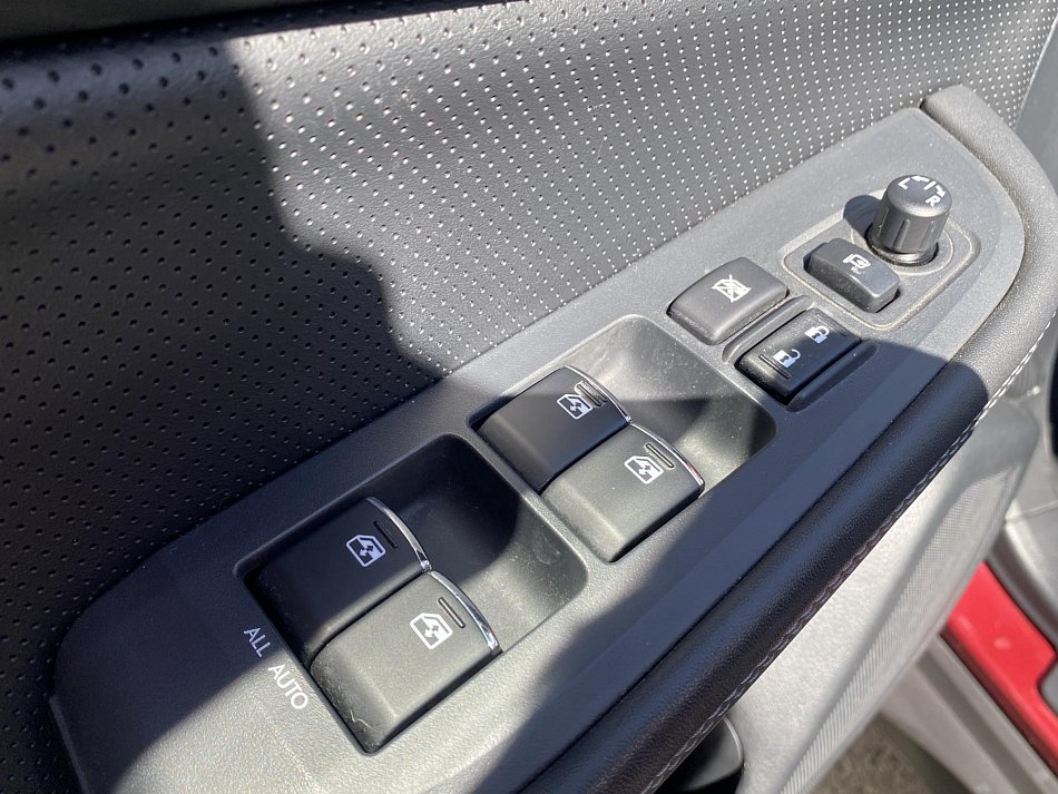 Subaru Outback 2.5 i  AWD