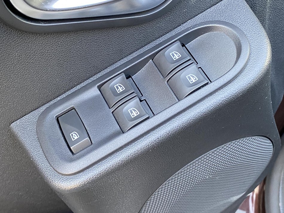 Dacia Duster 1.2TCe Blackshadow