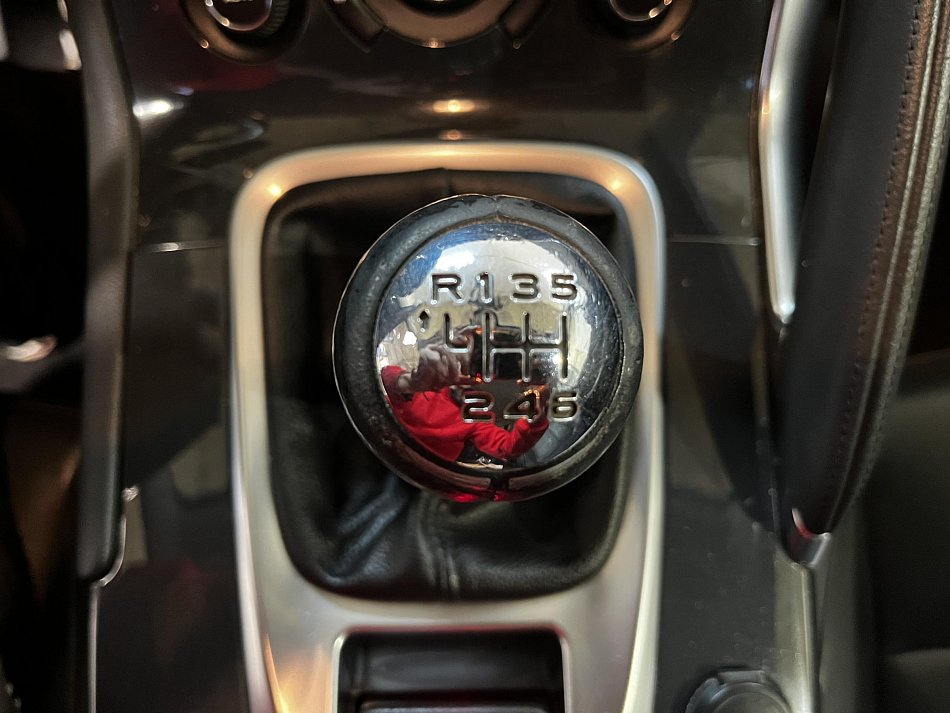 Peugeot 3008 2.0 HDi 